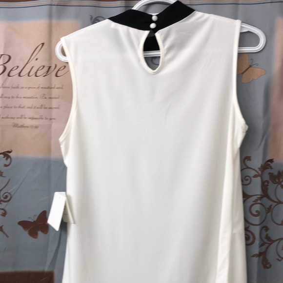 Brand new woman’s dress shirt. - Picture 5 of 5